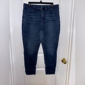 American Eagle Outfitters Size 14 Short  Dark Wash Super Hi Rise Jeggings